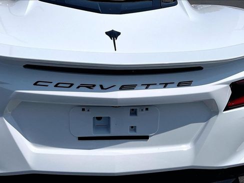 Used 2024 Chevrolet Corvette Stingray Premium Cpe w/ Battery Protection Package RWD image 25