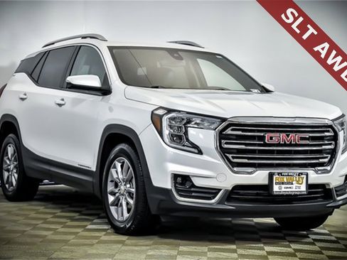 Used 2022 GMC Terrain SLT image 1