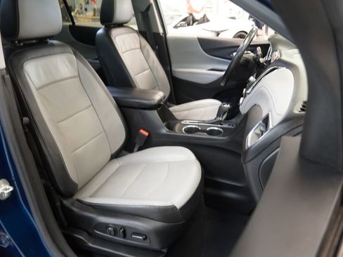 Used 2020 Chevrolet Equinox Premier AWD/4WD image 36