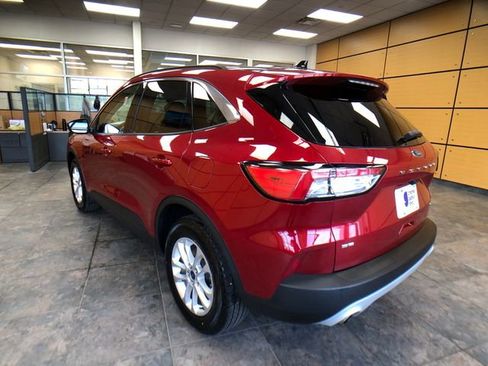 Certified 2020 Ford Escape SE AWD/4WD image 5