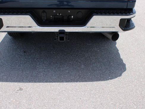 Used 2021 Chevrolet Silverado 2500 LT w/ Convenience Package AWD/4WD image 6