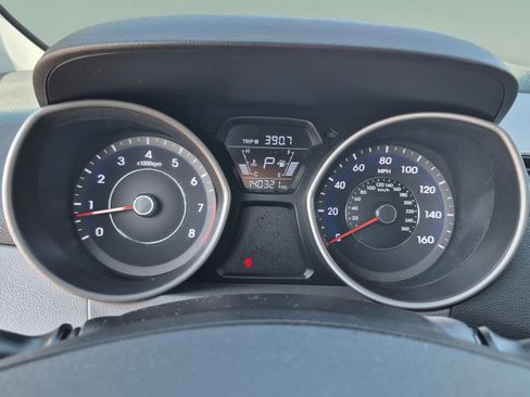 Used 2016 Hyundai Elantra SE FWD image 48
