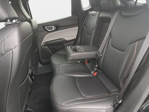 Certified 2024 Jeep Compass Limited AWD/4WD image 14