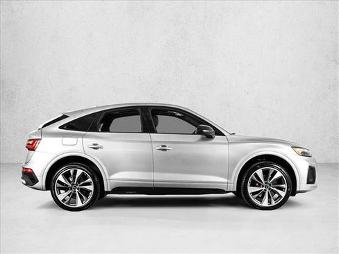 Used 2023 Audi SQ5 Premium Plus w/ Premium Plus Package AWD/4WD image 4