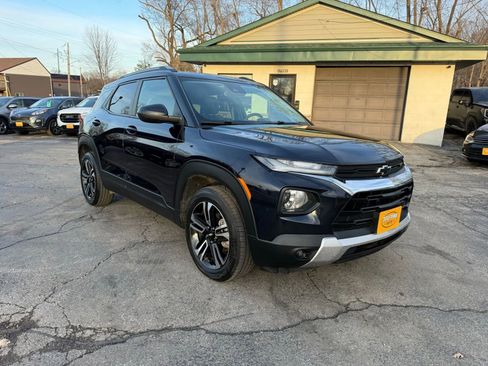 Used 2021 Chevrolet TrailBlazer LT w/ Convenience Package image 7