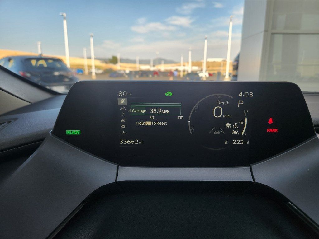 Used 2024 Toyota Prius XLE AWD/4WD image 18