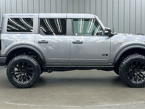 Used 2024 Ford Bronco Wildtrak image 6