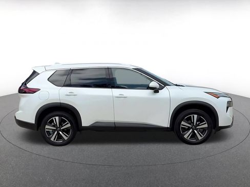 Used 2026 Nissan Rogue SL FWD image 15