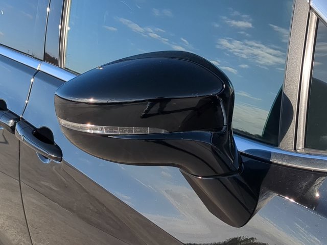 New 2026 Chrysler Voyager LX FWD image 12