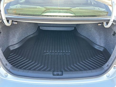 Used 2017 Honda Accord EX-L image 50