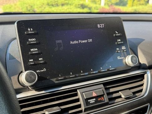 Used 2019 Honda Accord LX image 23