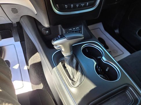 Used 2019 Dodge Durango SXT AWD/4WD image 15