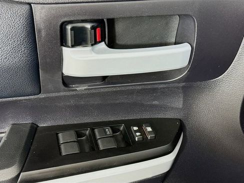 Certified 2021 Toyota Tundra SR5 w/ SR5 Leather Package RWD image 17