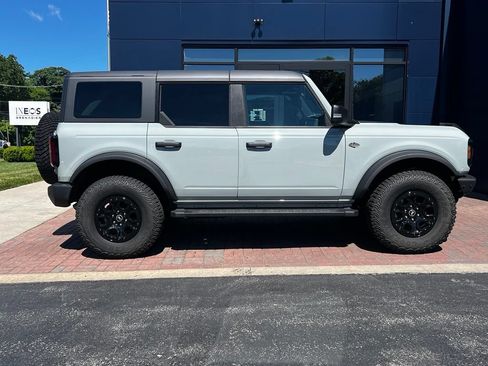 Used 2024 Ford Bronco Wildtrak AWD/4WD image 6