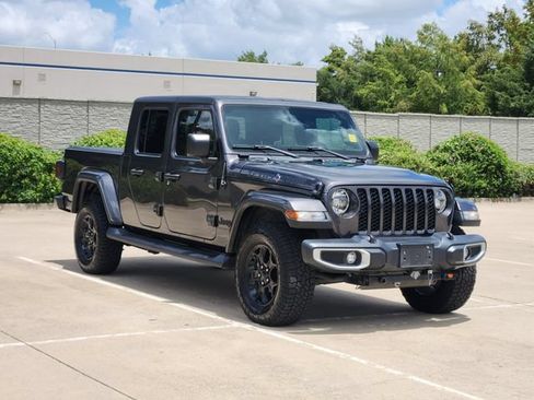 Used 2023 Jeep Gladiator Sport AWD/4WD image 3