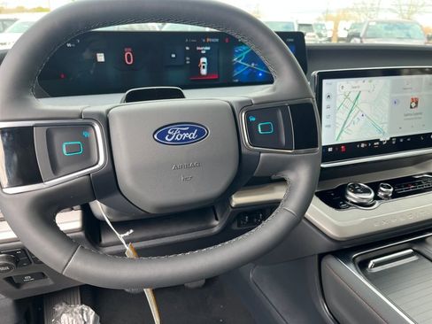 New 2025 Ford Expedition Max Active image 13