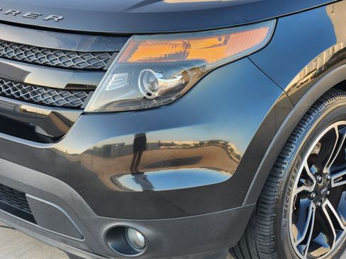 Used 2014 Ford Explorer Sport w/ Equipment Group 401A AWD/4WD image 8