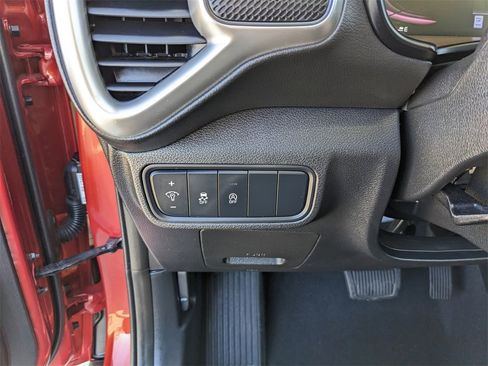 Certified 2024 Kia Soul LX w/ Option Group 015 image 27