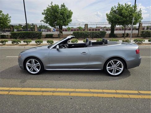 Used 2011 Audi S5 Prestige image 8