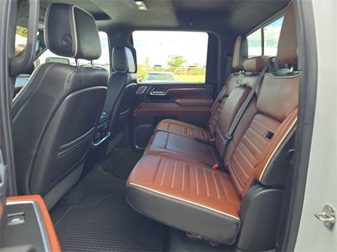 Certified 2024 GMC Sierra 3500 Denali Ultimate image 17