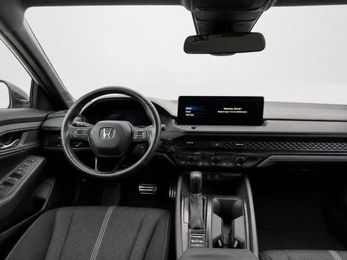 Used 2023 Honda Accord Sport image 17