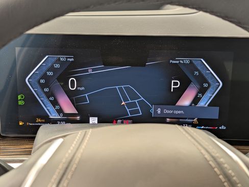 Certified 2025 BMW X5 xDrive40i w/ Climate Comfort Package image 21