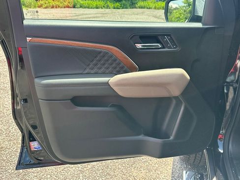 New 2026 GMC Canyon Denali AWD/4WD image 11
