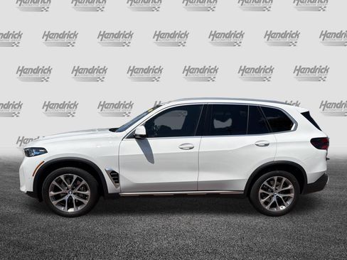 Used 2024 BMW X5 xDrive40i w/ Premium Package AWD/4WD image 7
