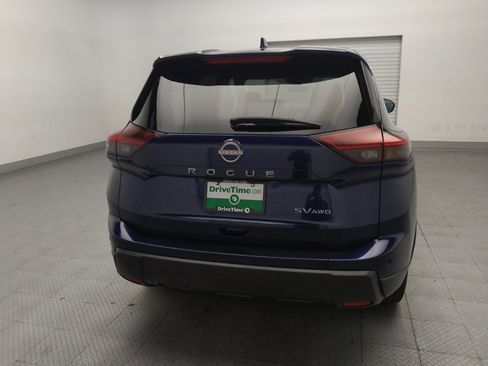 Used 2024 Nissan Rogue SV AWD/4WD image 7