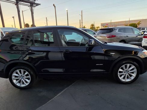 Used 2017 BMW X3 sDrive28i w/ Premium Package image 6