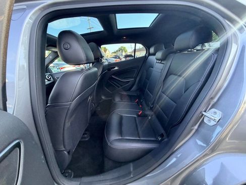 Used 2017 Mercedes-Benz GLA 250 4MATIC image 55