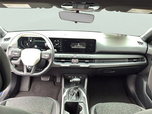 New 2025 Kia K4 GT-Line image 18