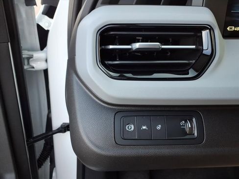 New 2027 Chevrolet Bolt RS FWD image 19