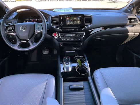 Used 2023 Honda Passport Elite image 15