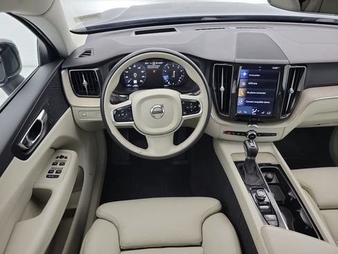 Used 2018 Volvo XC60 T6 Inscription w/ Convenience Package AWD/4WD image 17