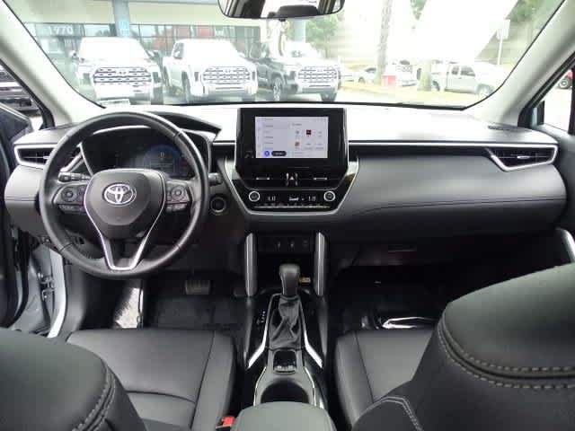 Certified 2023 Toyota Corolla Cross XLE w/ Convenience Package FWD image 23