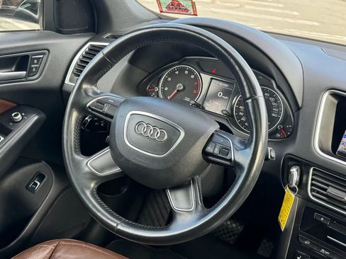 Used 2015 Audi Q5 2.0T Premium Plus w/ Technology Package image 11