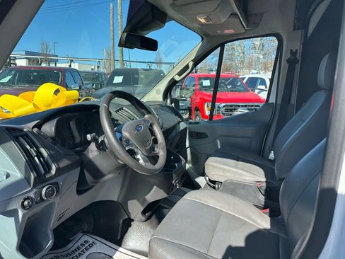 Used 2018 Ford Transit 150 148 Medium Roof RWD image 19