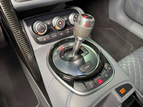 Used 2014 Audi R8 V10 plus image 22
