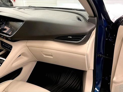 Used 2023 Buick Envision Avenir image 15