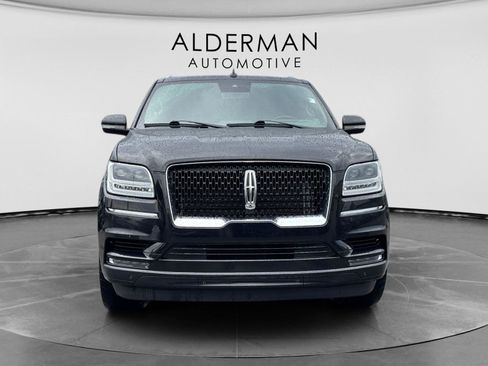 Used 2021 Lincoln Navigator Reserve w/ Equipment Group 208A AWD/4WD image 9