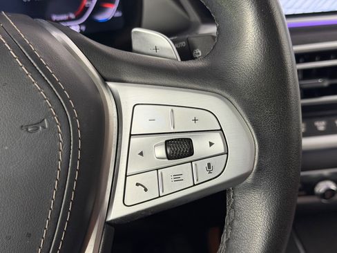 Used 2022 BMW X7 xDrive40i w/ Executive Package image 28