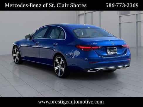 Used 2025 Mercedes-Benz C 300 4MATIC Sedan image 3