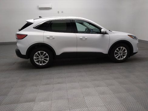 Used 2021 Ford Escape SE FWD image 10