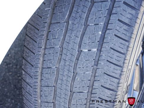 Used 2024 Ford Expedition Limited AWD/4WD image 16