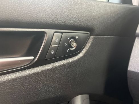 Used 2014 Volkswagen Passat TDI SE FWD image 27