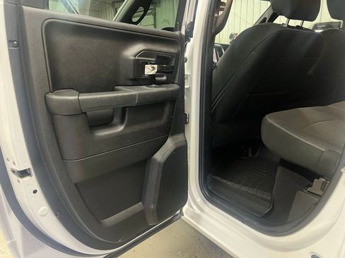 Used 2021 RAM 1500 Classic Warlock w/ Electronics Group AWD/4WD image 34