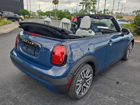 New 2026 MINI Cooper S image 3