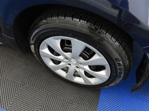 Used 2024 Toyota Corolla LE FWD image 7