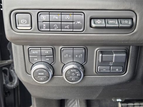 Used 2024 GMC Yukon Denali Ultimate image 29